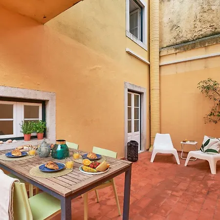 Styling Apartment In Historic Center Lisboa Exterior foto
